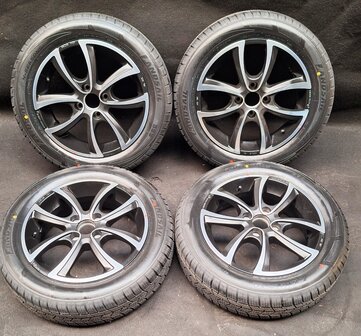 Velgenset velgen set 15 Inch Up 4x100 nieuw 4 seizoens 165 65 R15