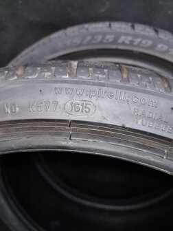 Winterbanden Winter Pirelli 235 35 R19 3 stuks ongebruikt 19 inch