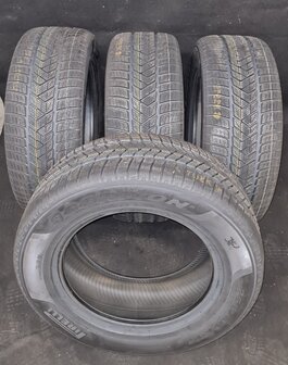 Winterbanden winterset winter Pirelli Q7 Touareg Amarok 18 inch