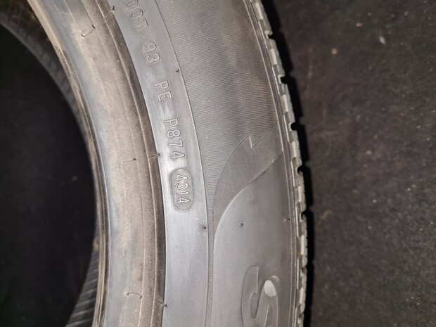 Winterbanden Winter Pirelli 265 50 R19 2 stuks ongebruikt 19 inch