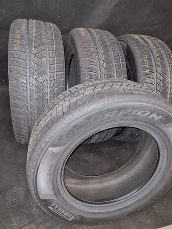 Winterbanden winterset winter Pirelli Q7 Touareg Amarok 18 inch