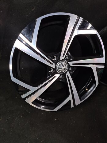 los velg origineel VW velg 5x112 18 inch Jerez 5H0601025Q